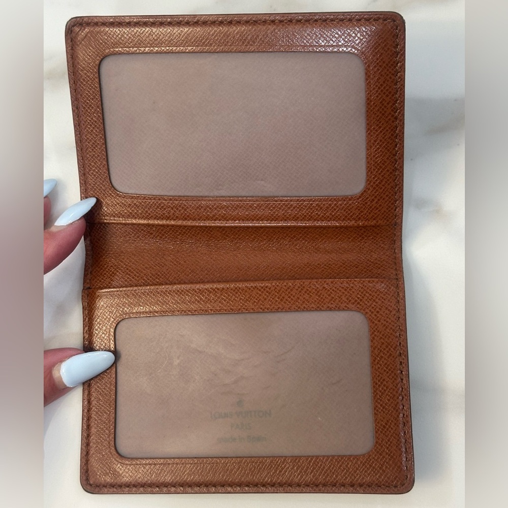 Louis Vuitton Monogram Card Holder - Picture 3 of 9